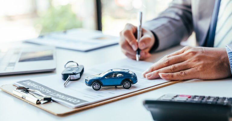 Car Finance & Insurance 2025: Smarter Ways to Buy and Protect Your Vehicle in the U.S.